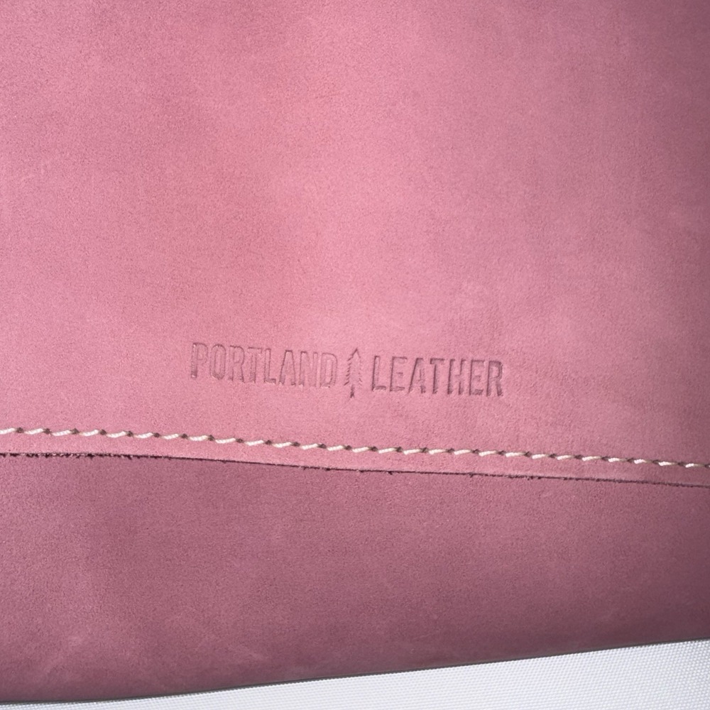 Portland Leather Goods Leather Purse Metro Mini Crossbody Foxglove Dusty Pink - Picture 5 of 12
